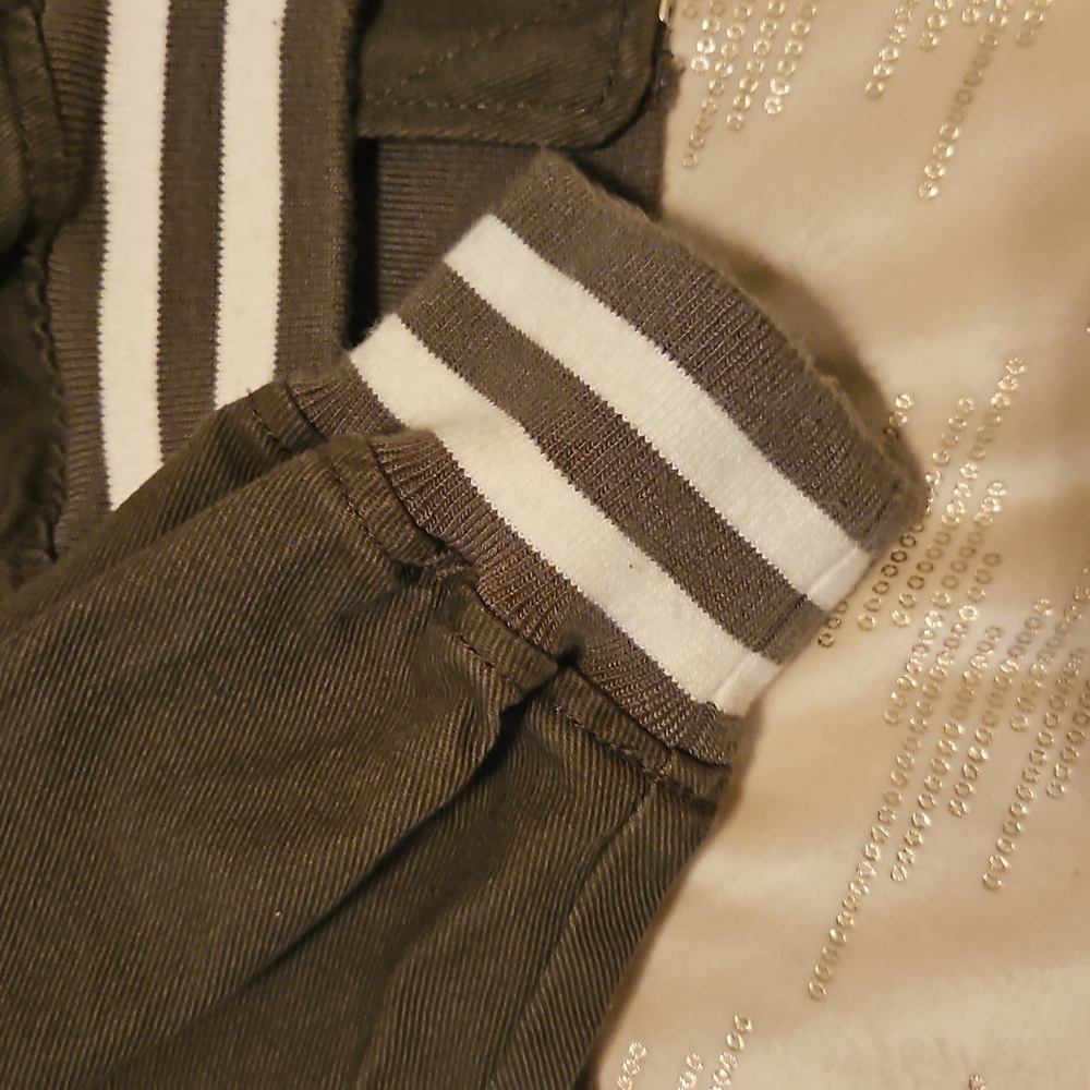 Green Cropped Jacket - Picture 5 of 7